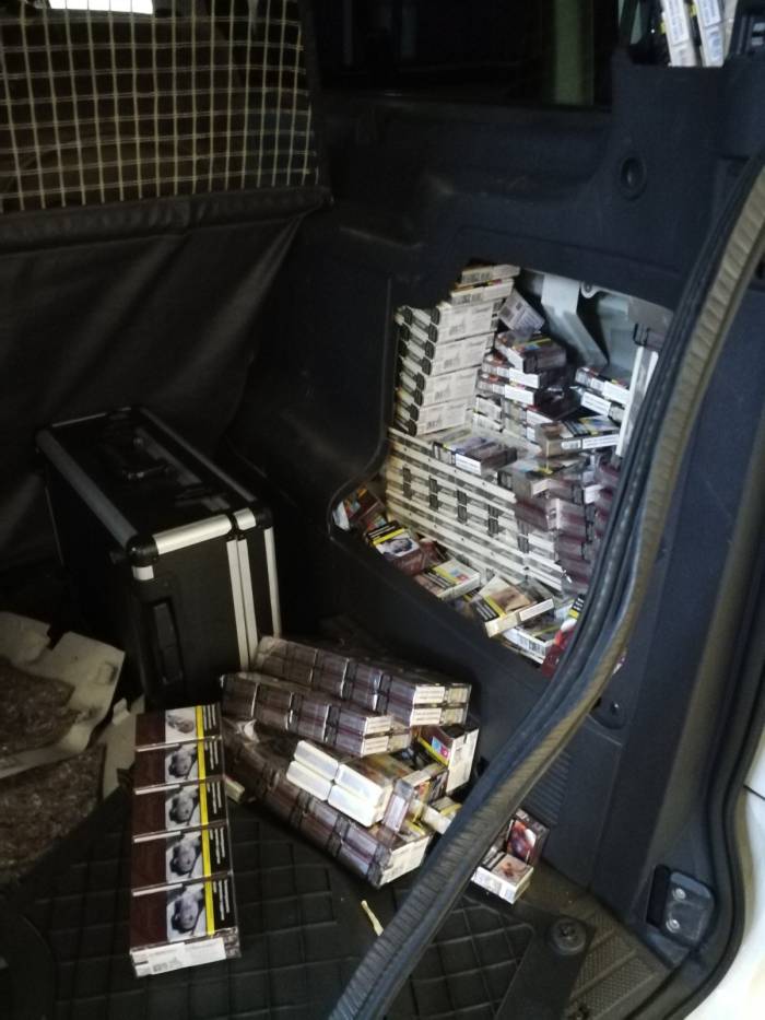 洋楽 NEVA LEGAL / POTNAZ IN CRIME Neva Legal – Potnaz In Crime – CD (Album), 1998 [r2996822] | Discogs